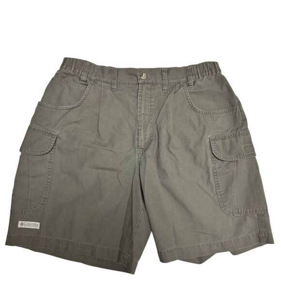 Columbia Other - Columbia Men's Khaki Green Cargo Shorts - Size 34 stretch waist